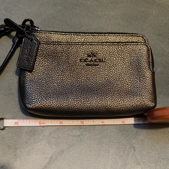 Coach metallic leather double L zip wristlet - Picture 2 of 7